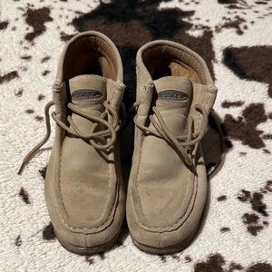 Roper Women’s Chukka Boots in Tan Suede